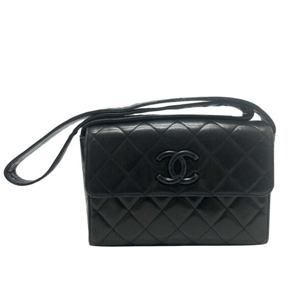 Pre Loved chanel Women Black Shoulder Bags - Picture 2 of 8